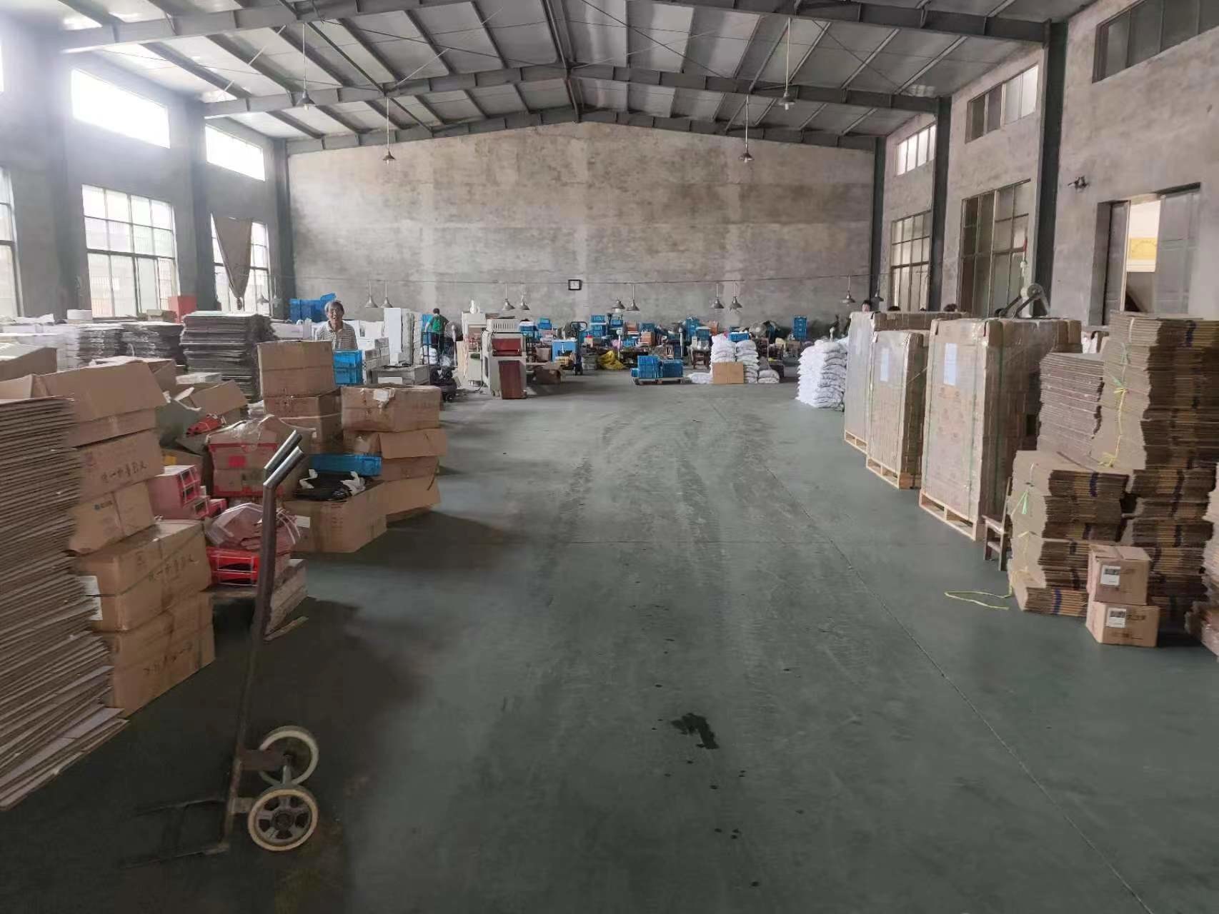 Hangzhou Zhenrong Import and Export Co., Ltd производственная линия завода